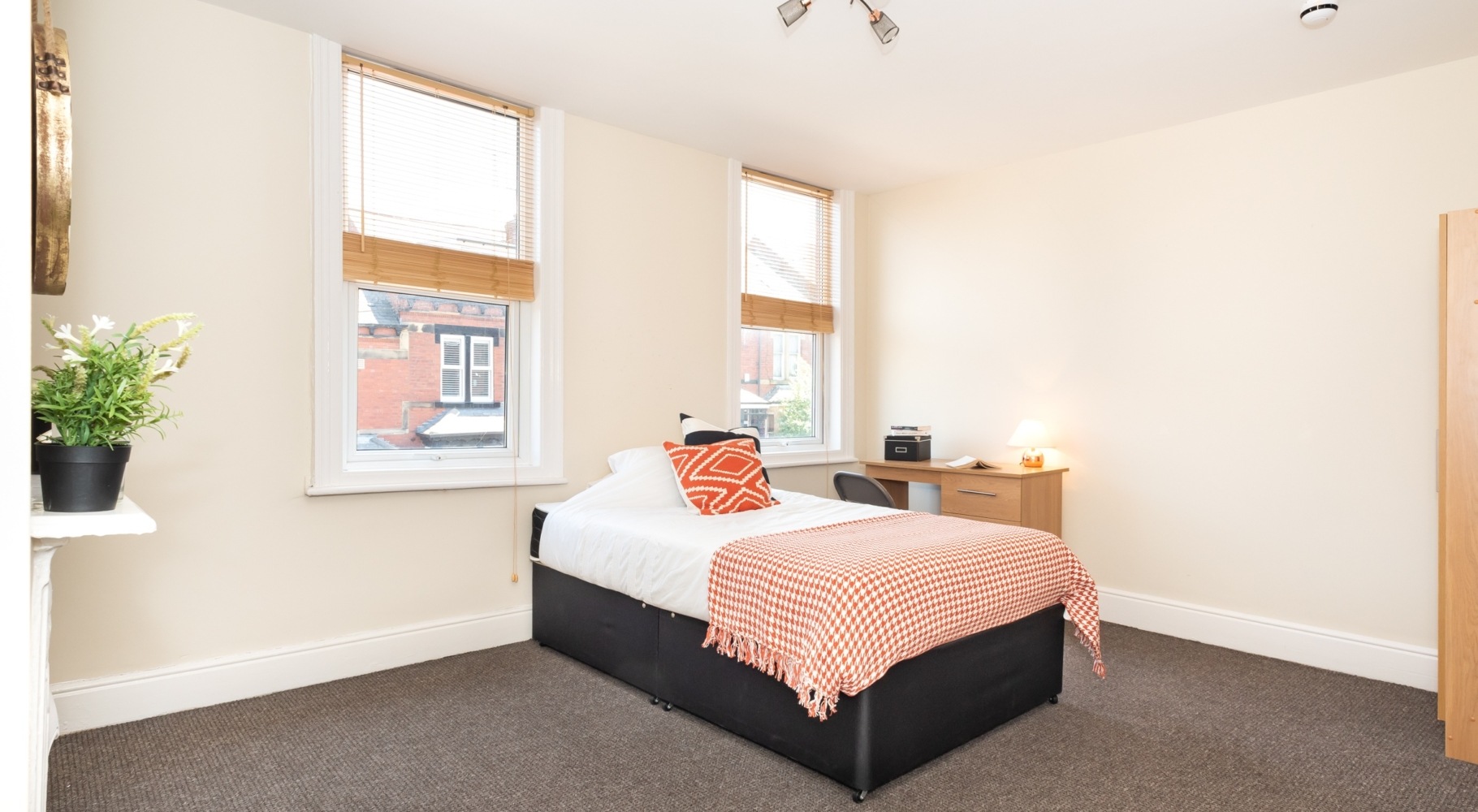 20 Burchett Grove, Woodhouse, Leeds, LS6 2JA Pickard Properties